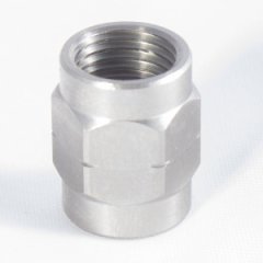 H650-31CN фитинг мама, без вставки, M10 x 1.00 Metric, нержавеющая сталь