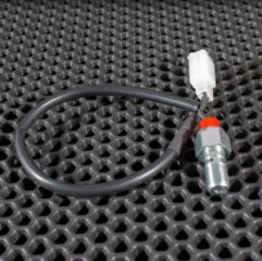 HBPS 160-31C датчик давления тормозной HBPS 160-32C М10х1